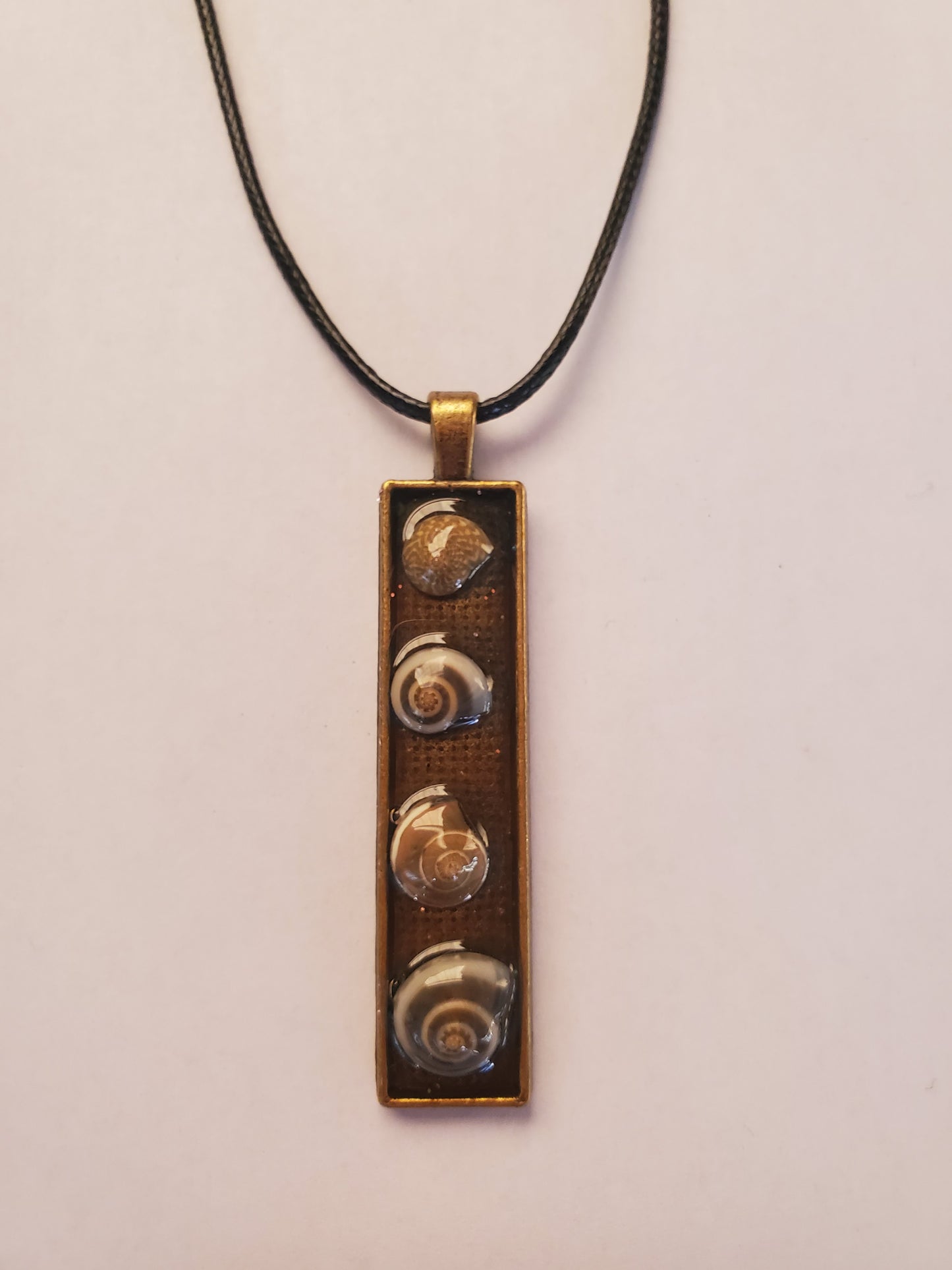 4 Seashells Rectangle Necklacce