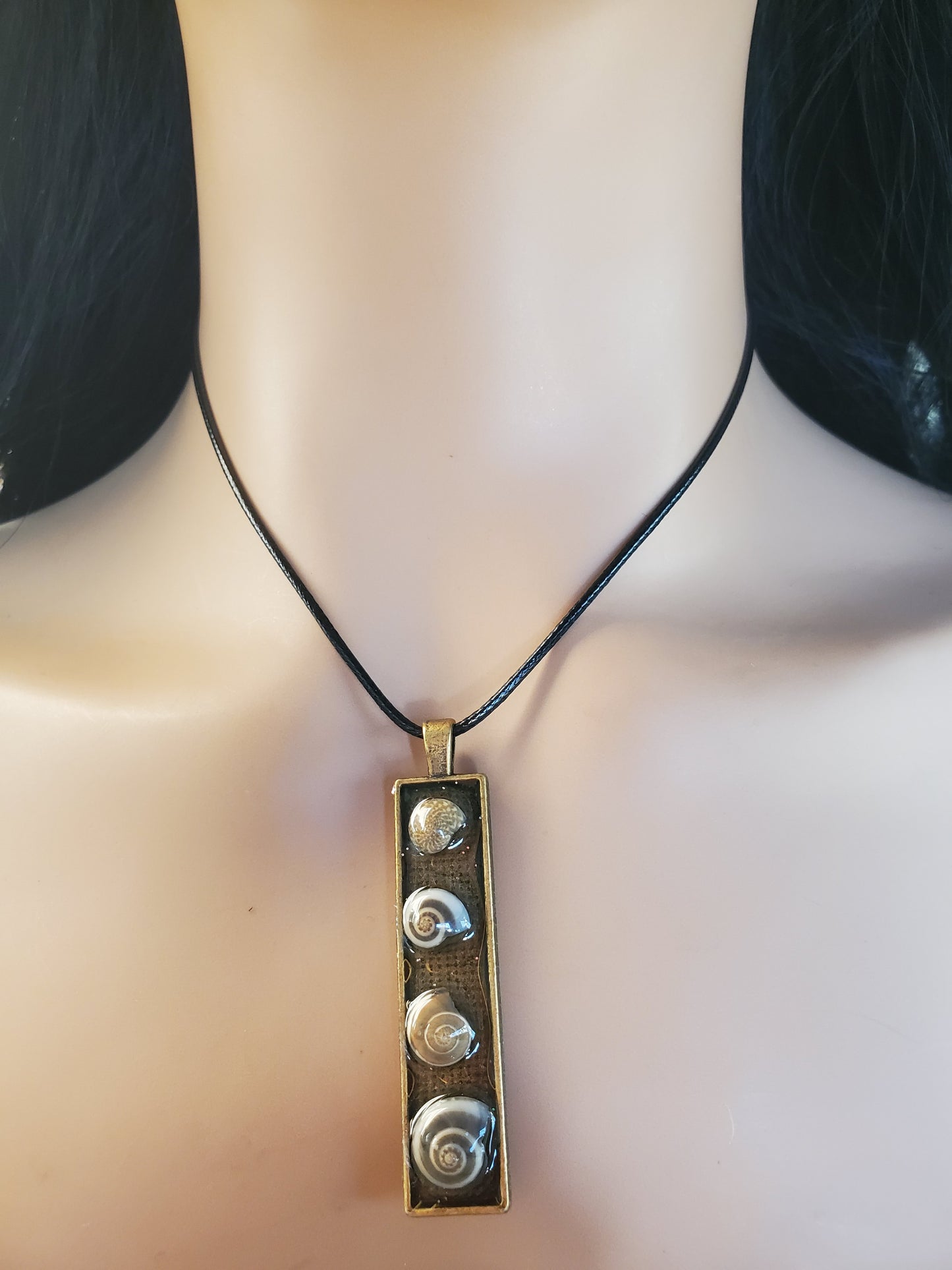 4 Seashells Rectangle Necklacce