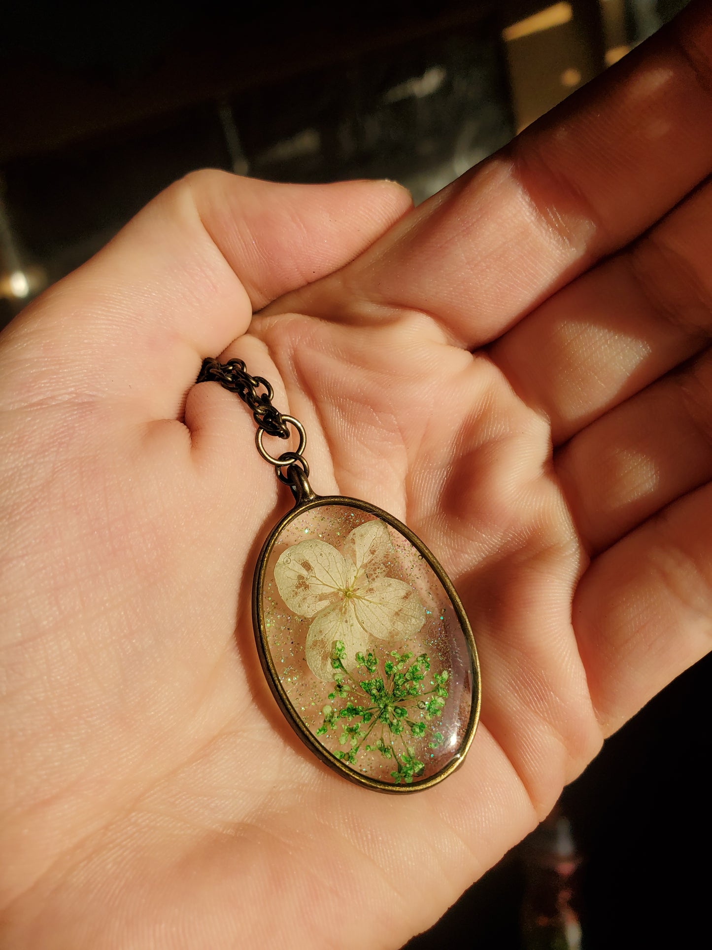 Oval Bronze Necklace With Real Flowers