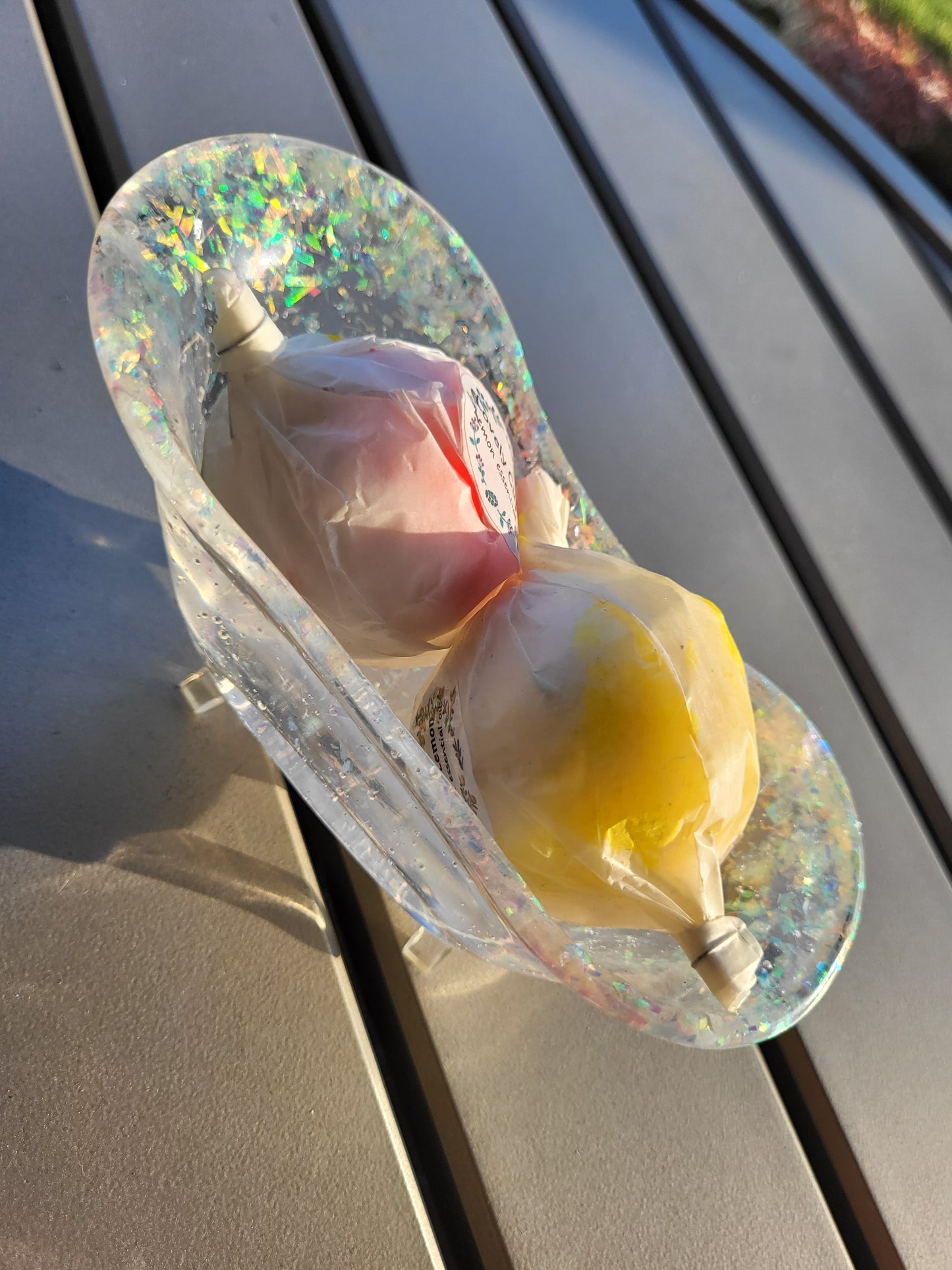 Sparkly Translucent Bathtub Soap Dish