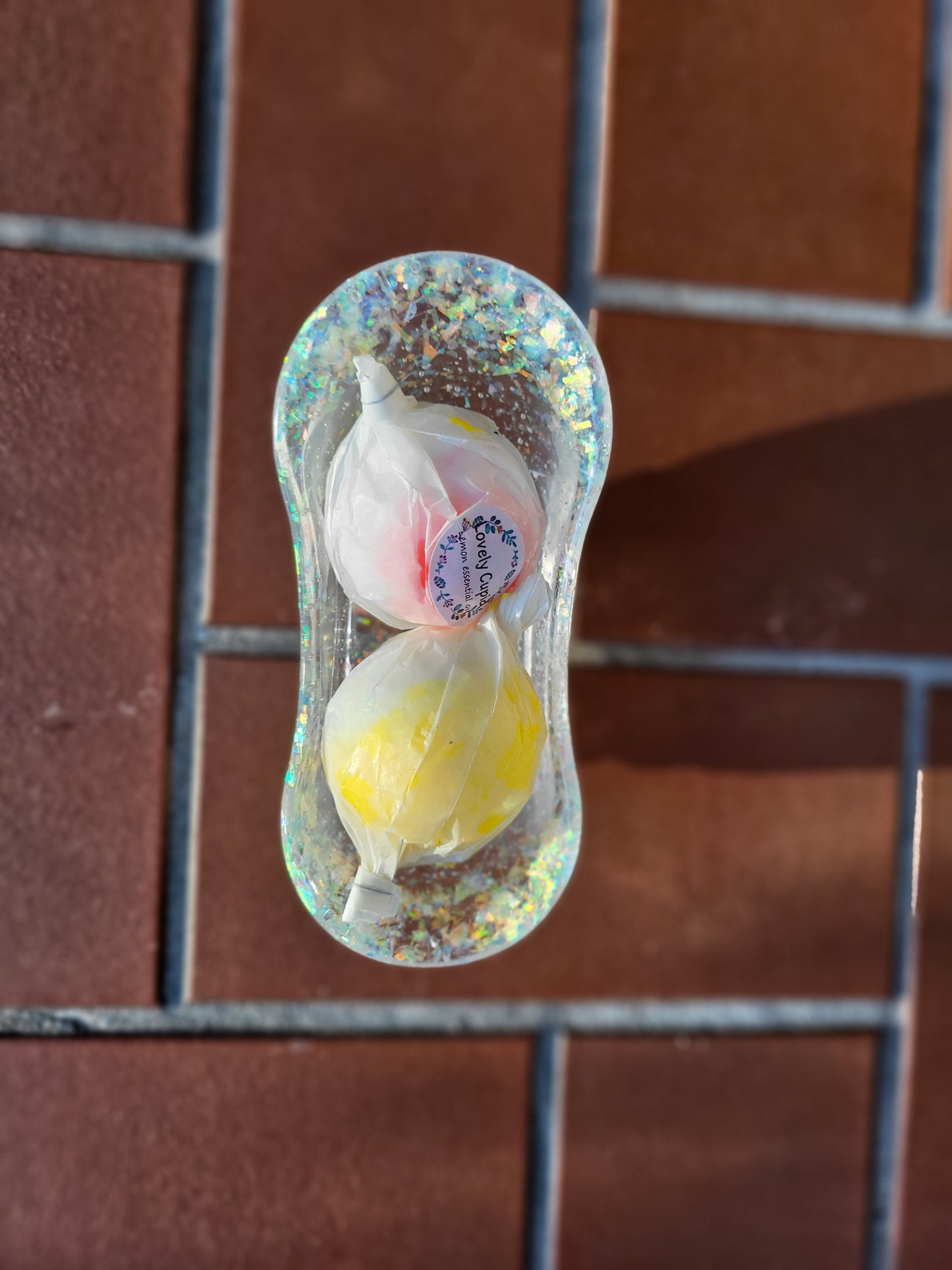 Sparkly Translucent Bathtub Soap Dish