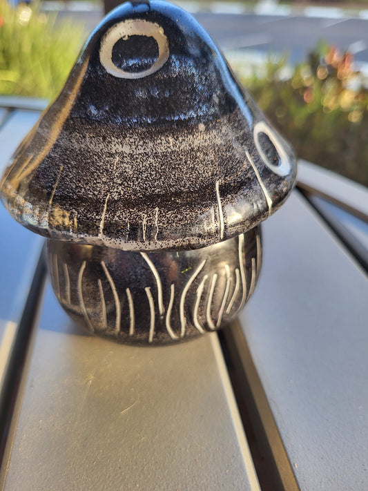 Small Black and Silver Mushroom Container